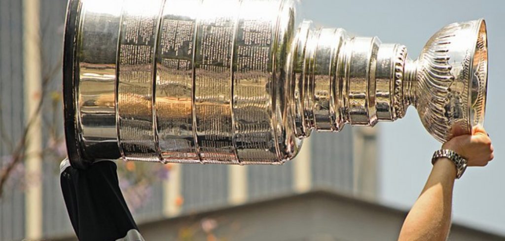 How to Decorate Stanley Cup